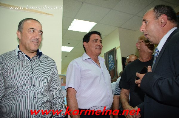 توقيع ديوان:عزف على جراح الصمت للشاعر مجيد حسيسي